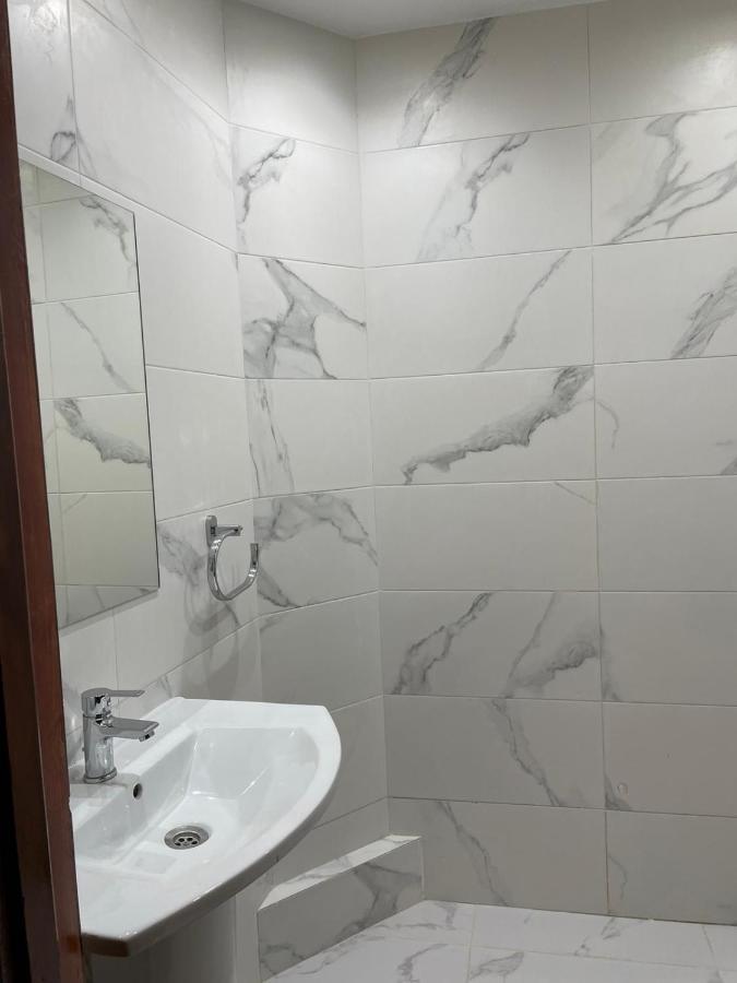Appartement Dans Residence Avec Piscine Marrakesh Eksteriør billede